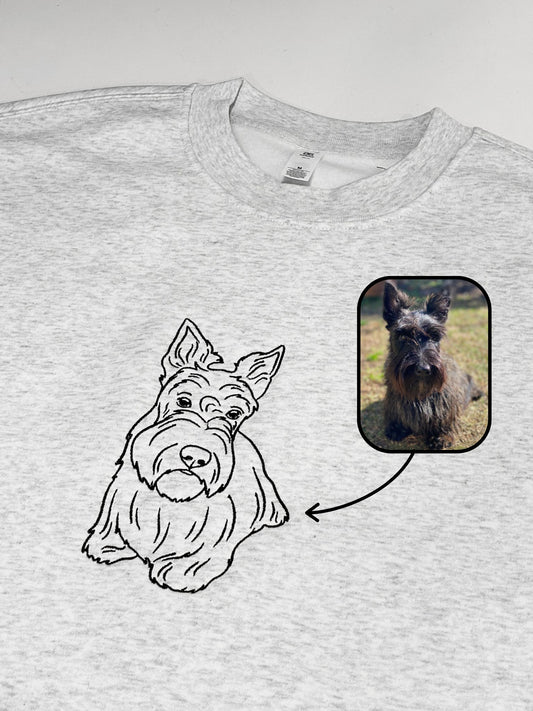 Outline Crewneck 🐾